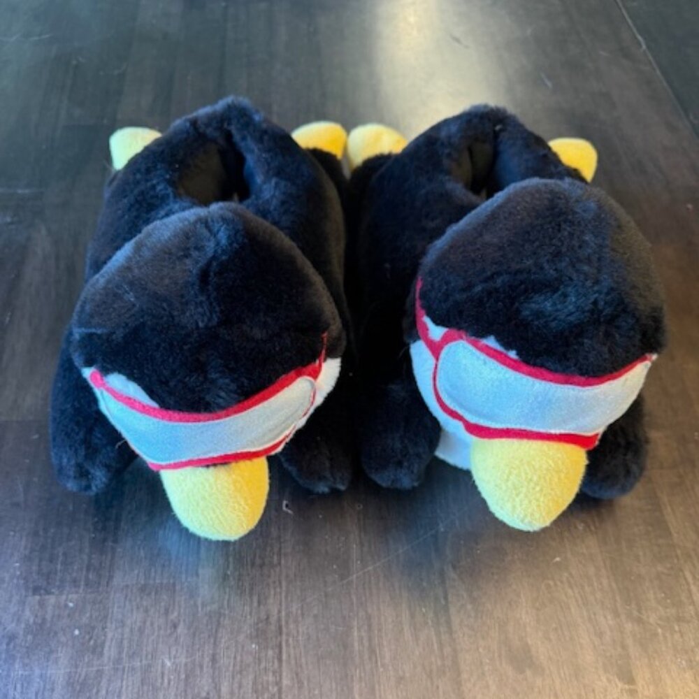 Old Navy Kids Penguin Ski Goggles Critter Slippers Kid Size L (1-2) HTF
